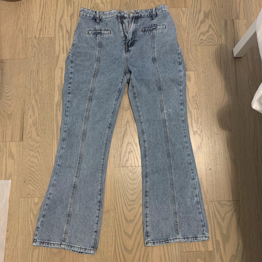 Unique flare blue jeans with back star patchwork